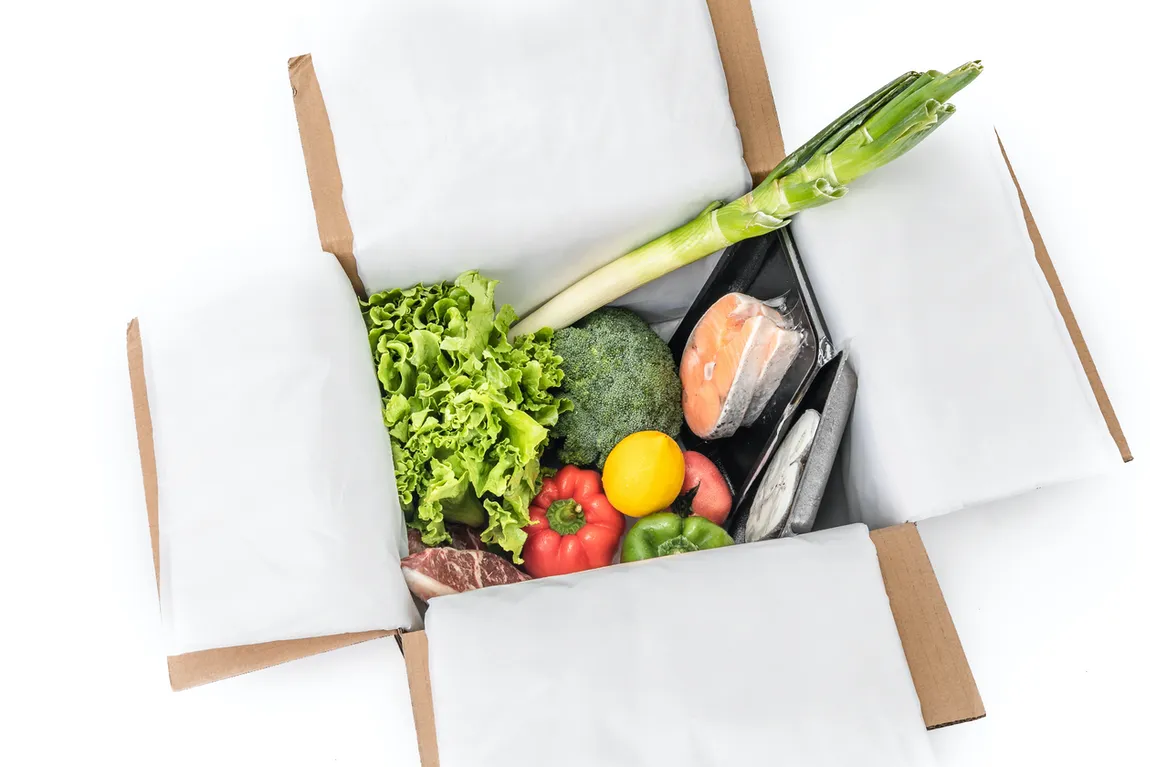 Green packaging of wholesale food containers